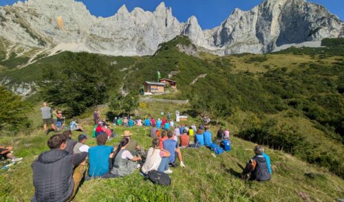 Artikelbild zu Artikel Bericht zum Berggottesdienst an der Ackerlhütte am 20. September 2026
